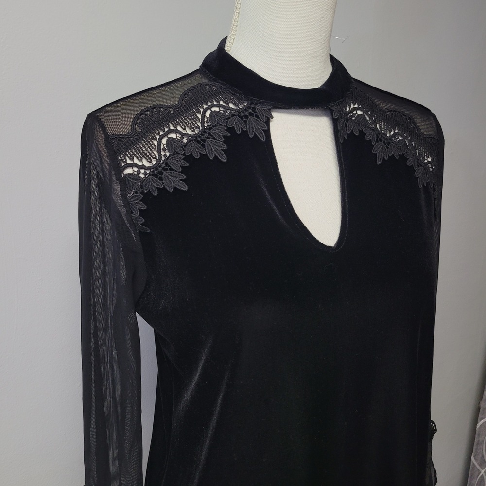 Kay‎ Celine Black Velvet Mesh Lace Keyhole Blouse Small